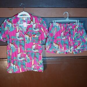 Like New Large Haute Dreamz Short Sleeve top W/ Matching Shorts Pink Exotic